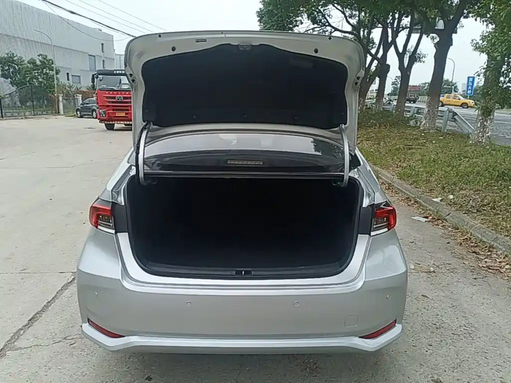 Toyota Corolla — миниатюра 19