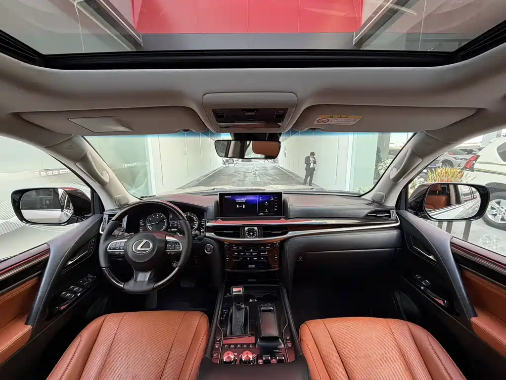 LEXUS LX