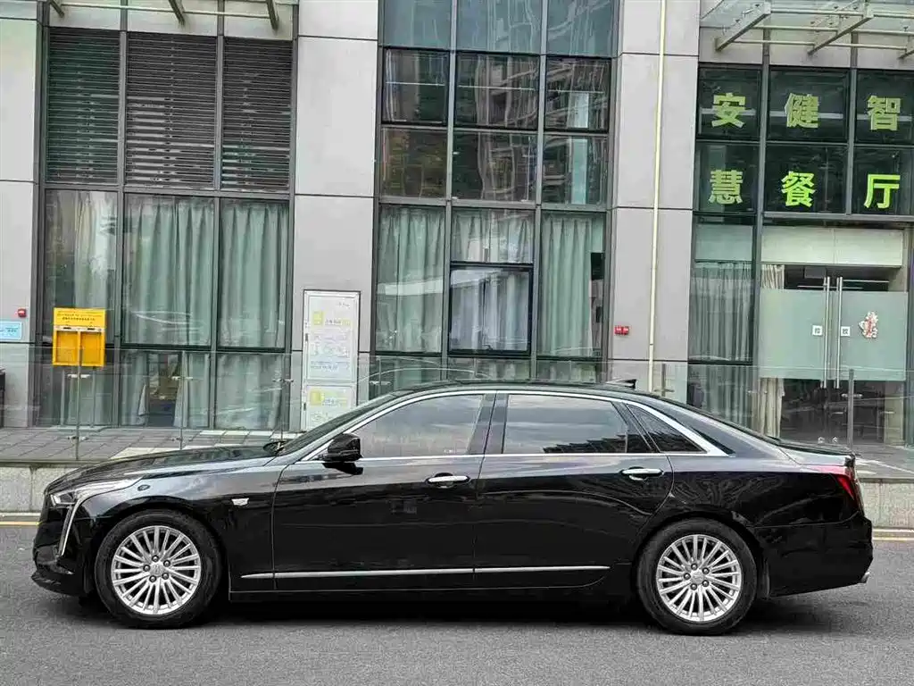 Cadillac CT6 — миниатюра 2