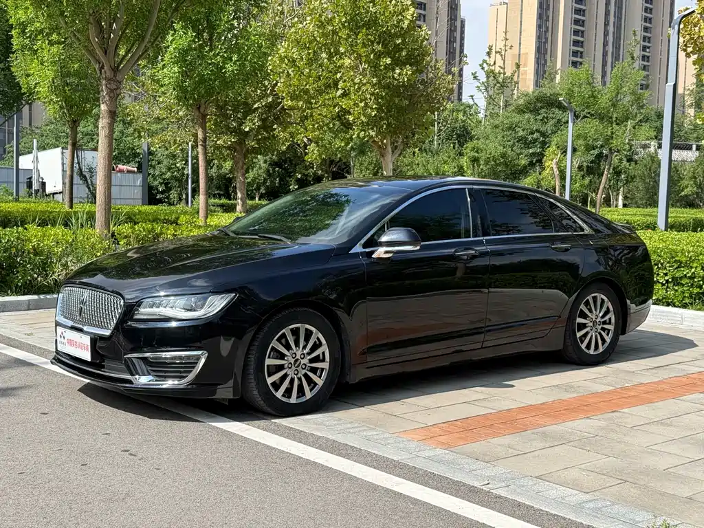 Lincoln MKZ
