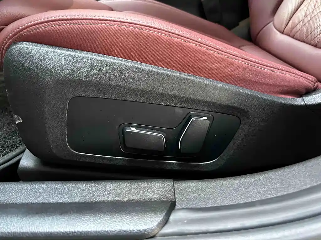 BMW 3 Series — миниатюра 17