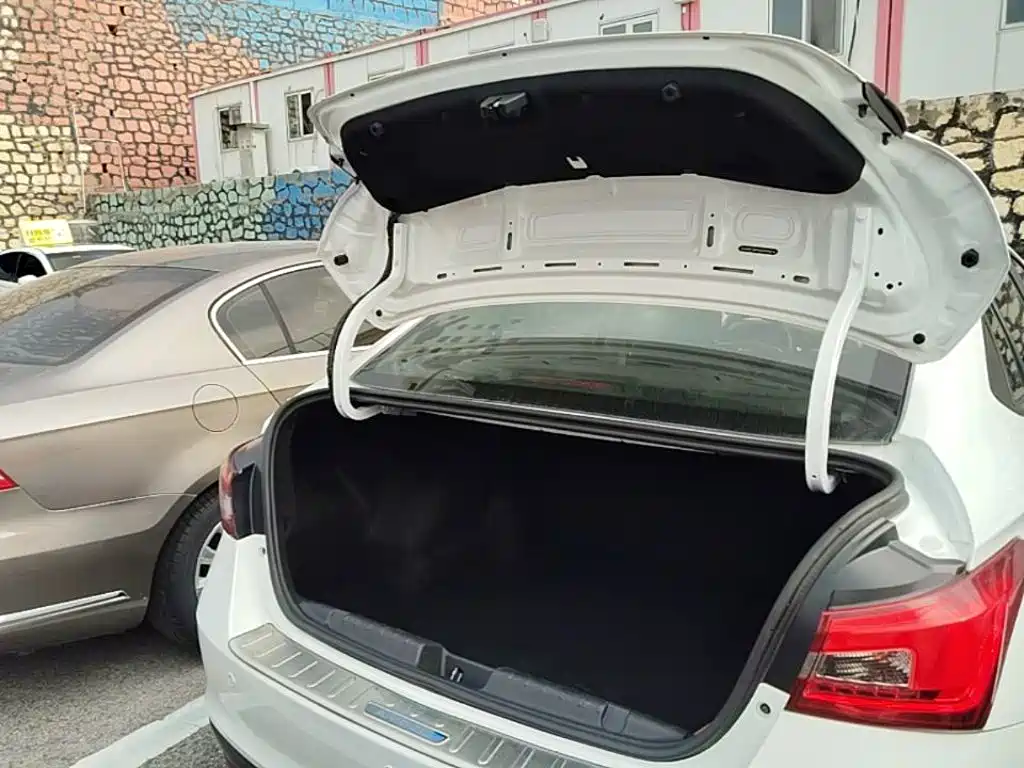 Chery Arrizo 5 — миниатюра 19