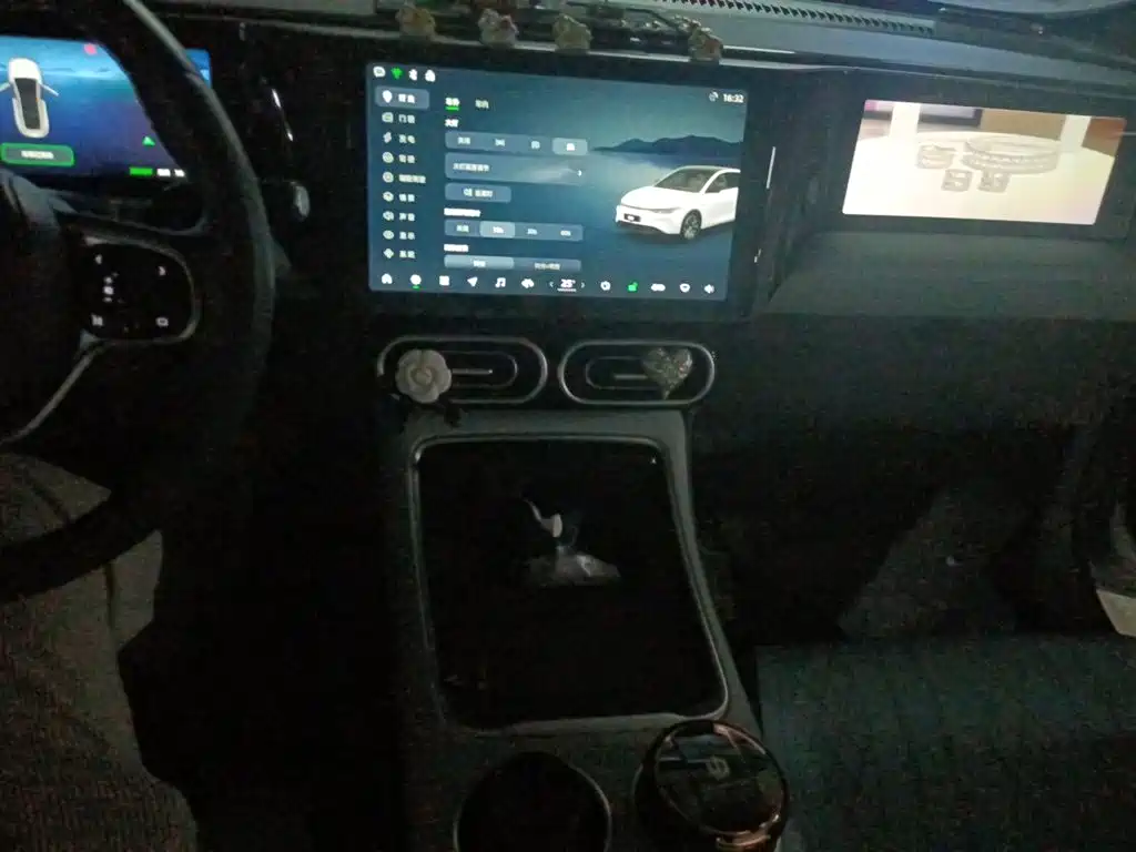 Leapmotor Leapmotor C01 — миниатюра 9