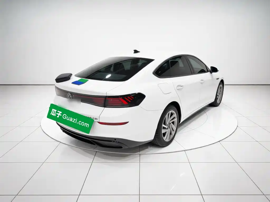 Volkswagen Lamando — миниатюра 3