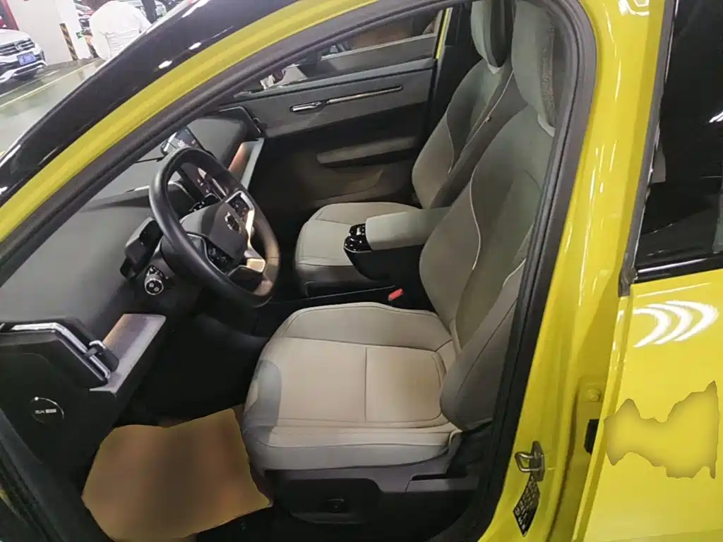 Volvo EX30 — миниатюра 15