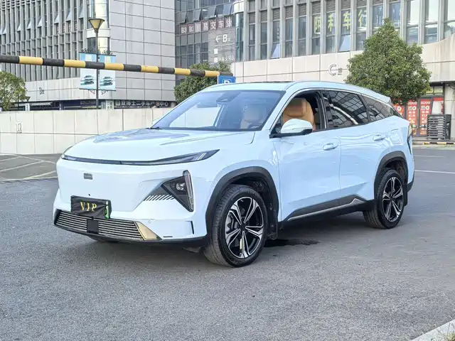 GEELY GALAXY GALAXY L7 2023