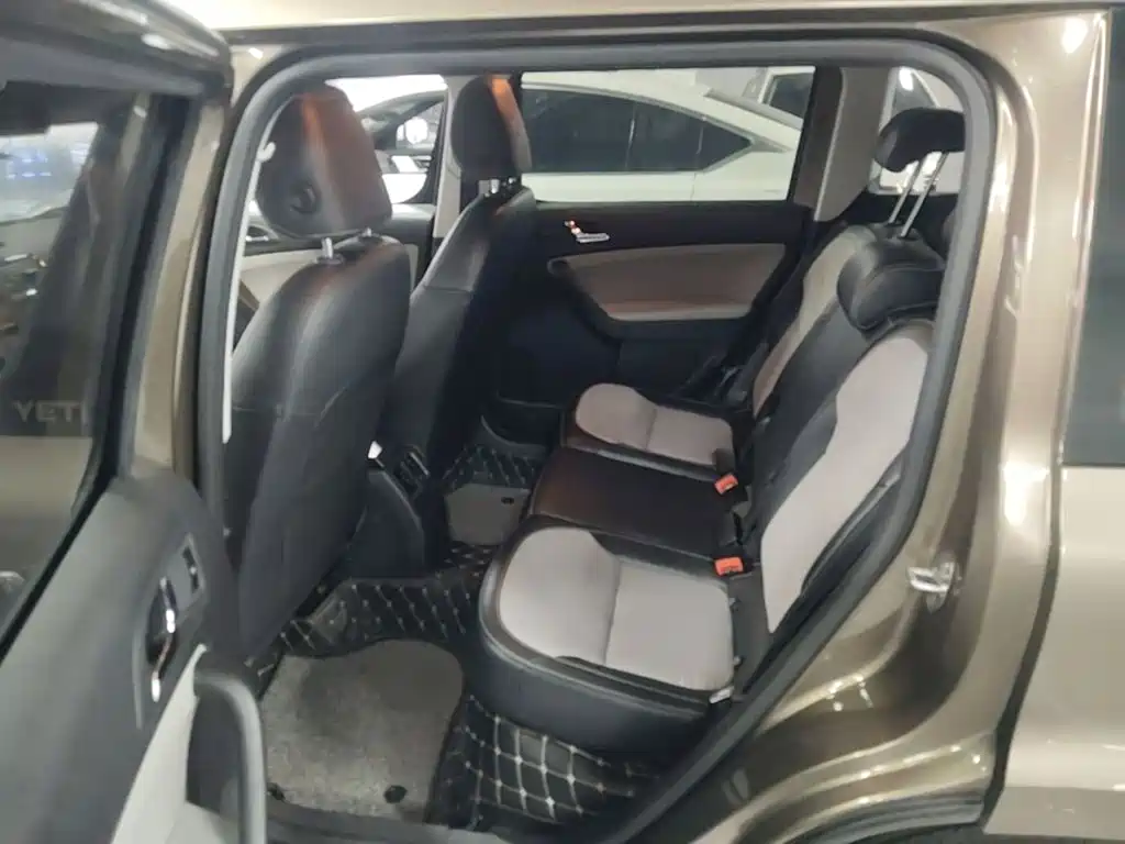 Skoda Yeti — миниатюра 17