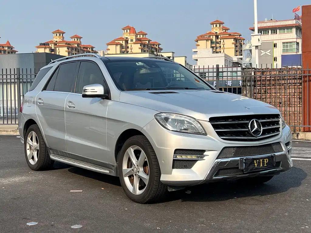 Mercedes-Benz M-Class — миниатюра 3