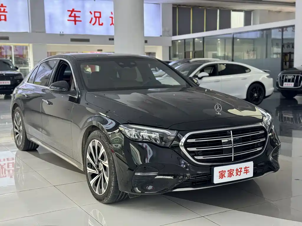 Mercedes-Benz E-Class — миниатюра 3