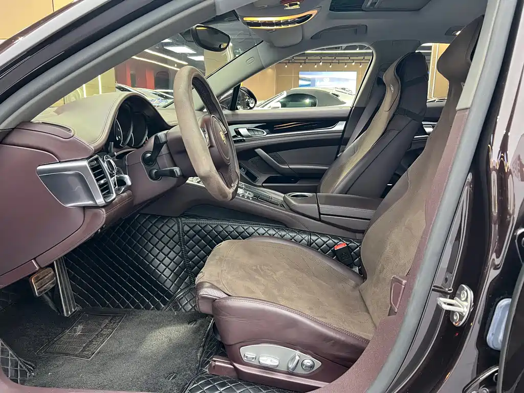 Porsche Panamera — миниатюра 12