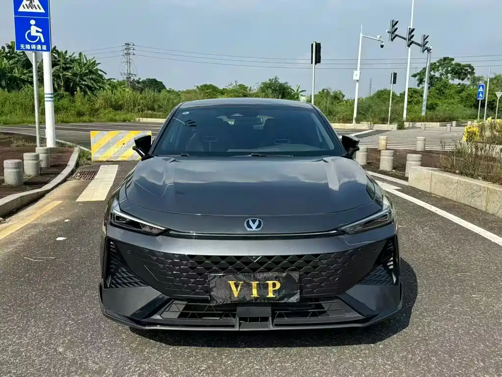 Changan UNI-V — миниатюра 2