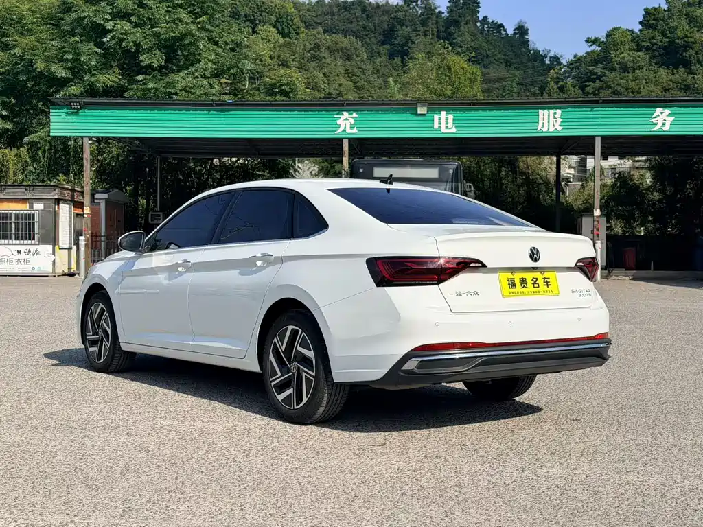 Volkswagen Sagitar — миниатюра 6