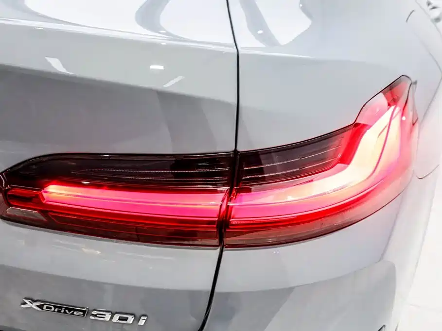 BMW X4 — миниатюра 26
