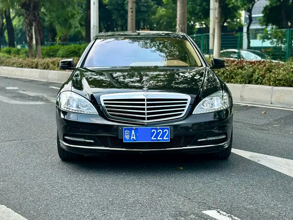 Mercedes-Benz S-Class — миниатюра 2