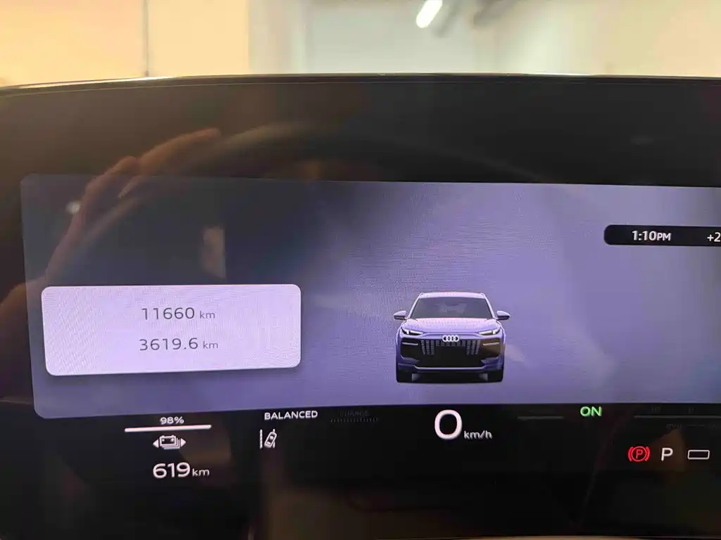 Audi Q6L e-tron — миниатюра 2