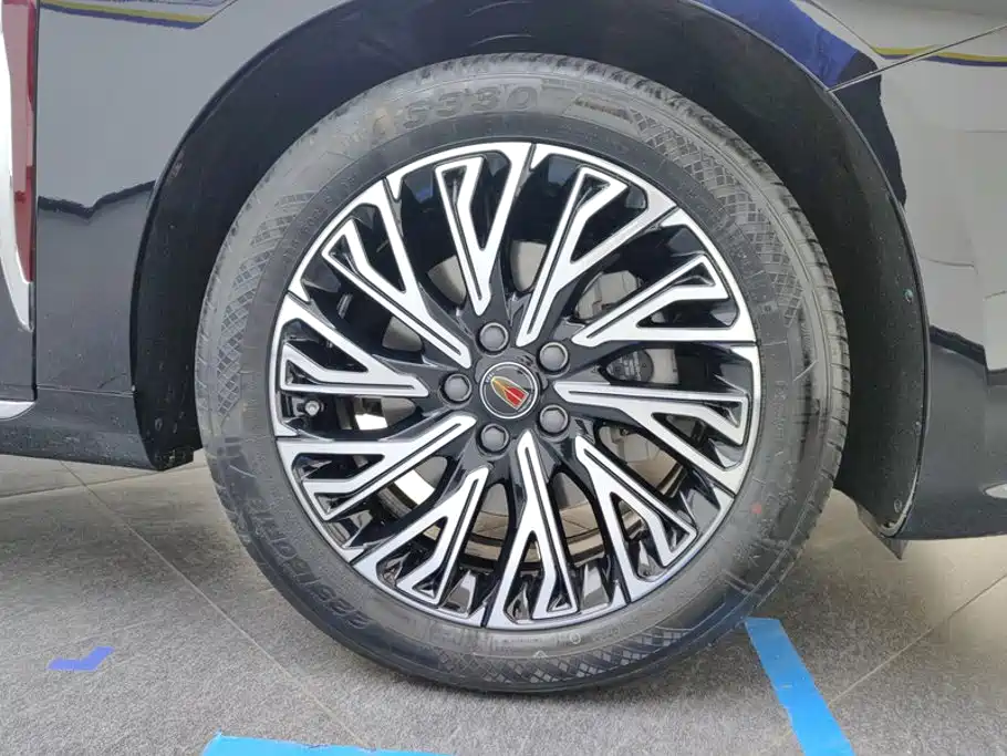 Hongqi Hongqi H5 — миниатюра 6