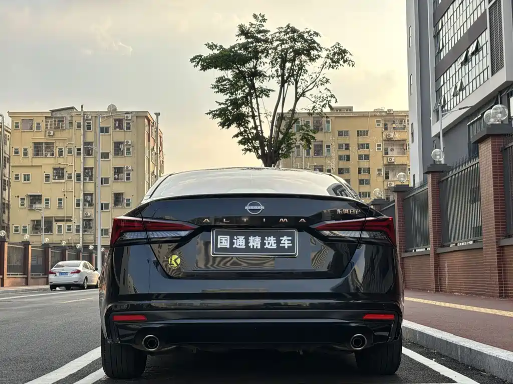 Nissan Teana — миниатюра 5