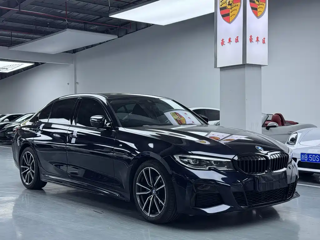 BMW 3 Series - фото 3
