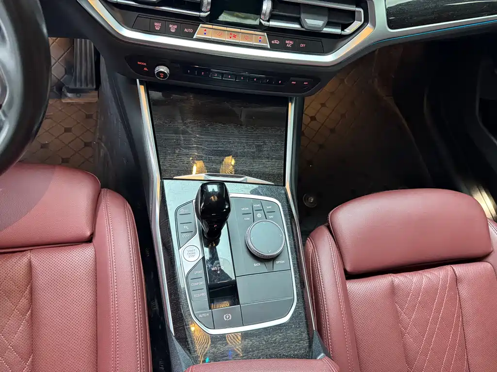 BMW 3 Series - фото 6