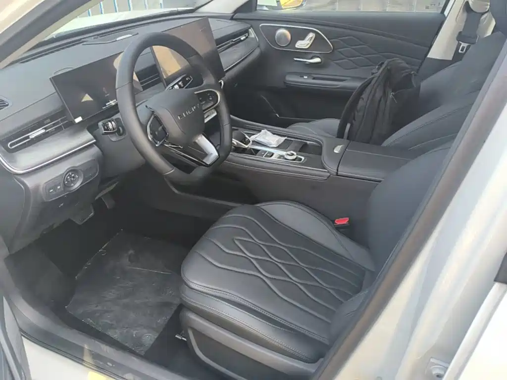 Chery Arrizo 8 PRO — миниатюра 15