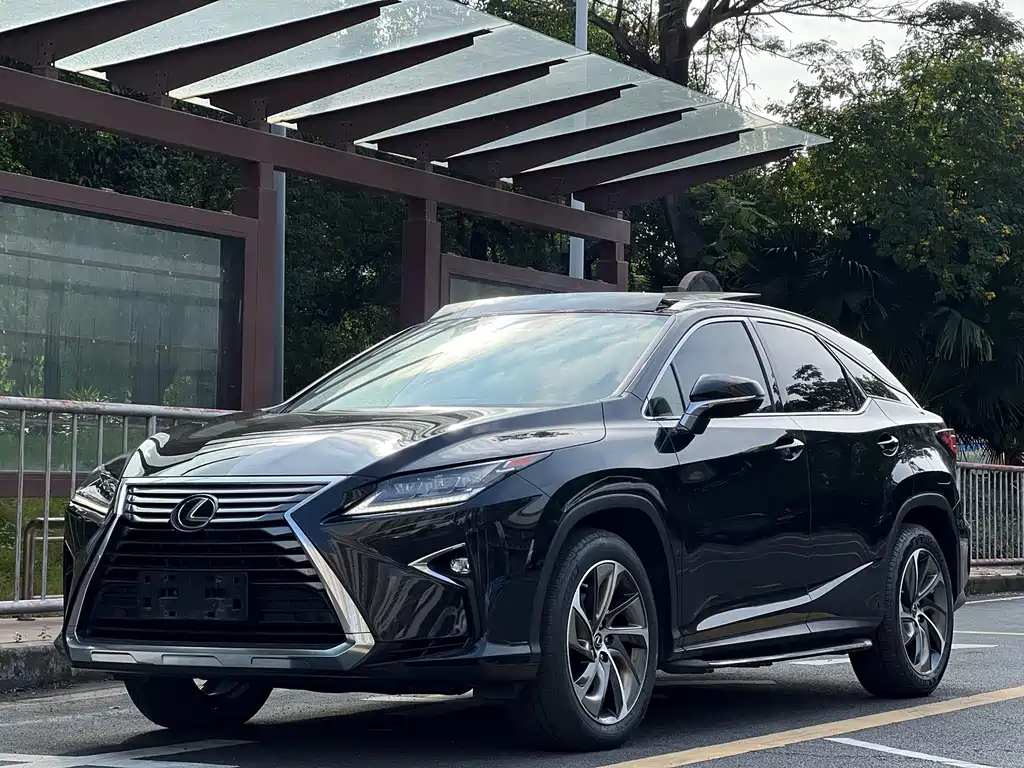 Lexus RX 2019
