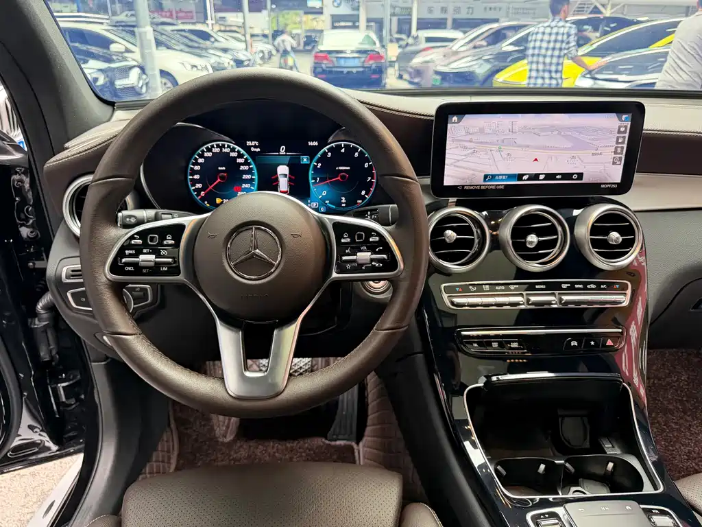 Mercedes-Benz GLC — миниатюра 18