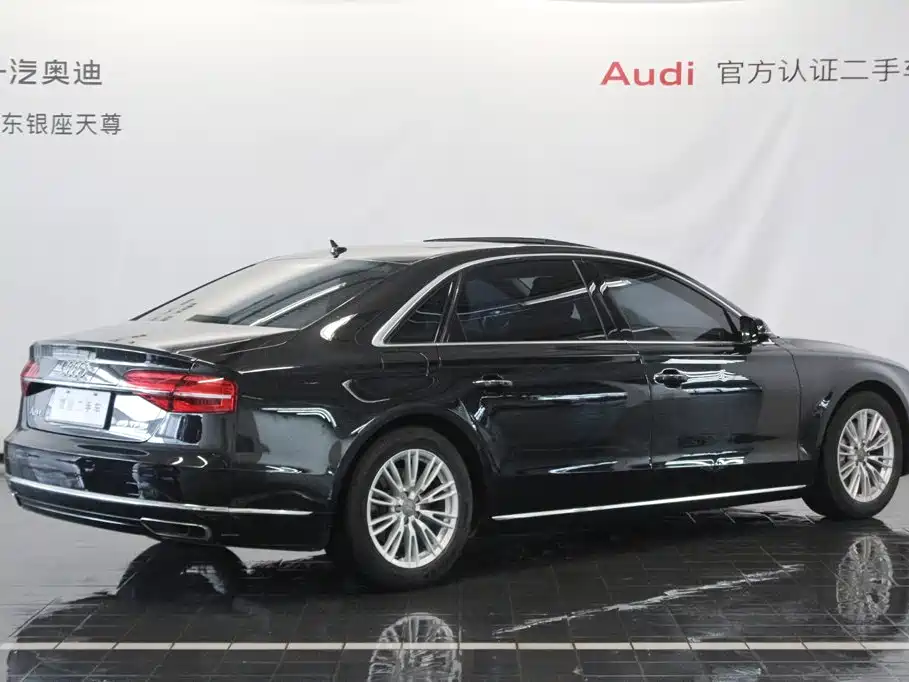Audi A8 — миниатюра 5