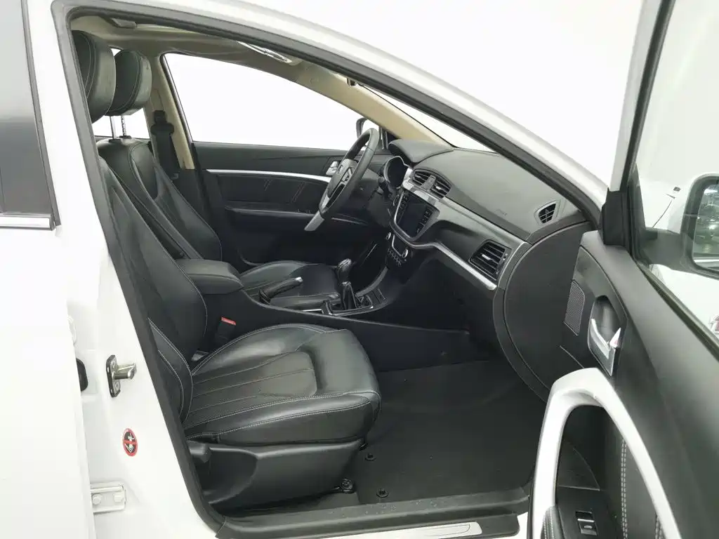 Geely Emgrand — миниатюра 23
