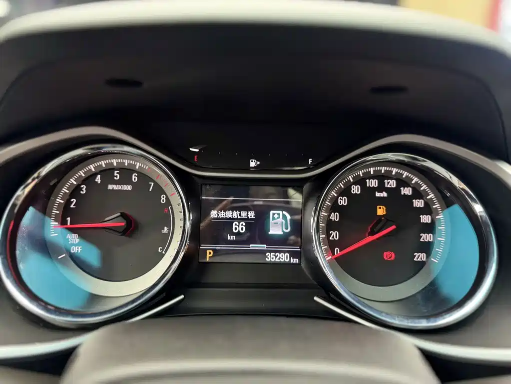 Chevrolet Volando — миниатюра 12