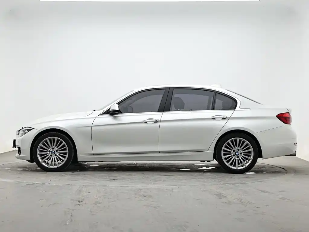 BMW 3 Series — миниатюра 6
