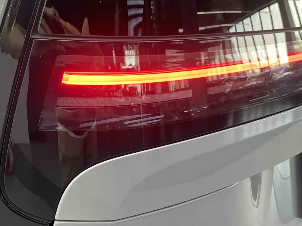 Li Auto Li MEGA — миниатюра 6