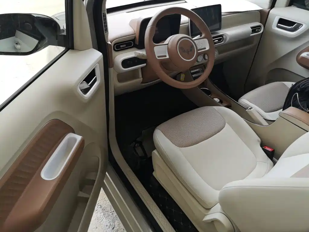Wuling MINIEV — миниатюра 16