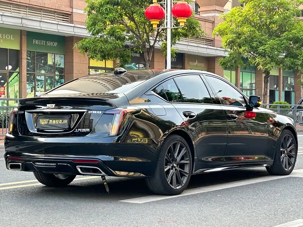 Cadillac CT5 — миниатюра 6