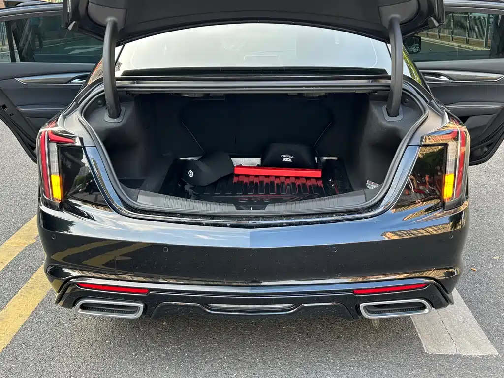Cadillac CT5 — миниатюра 32