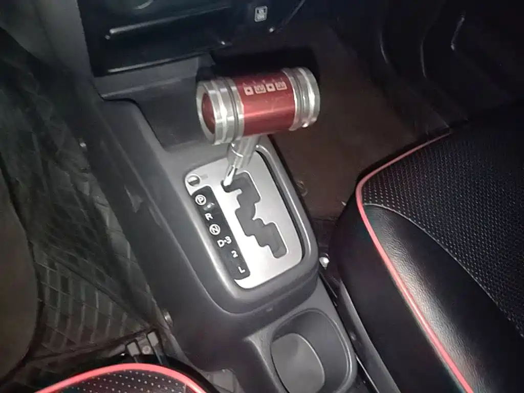 Suzuki Jimny — миниатюра 10