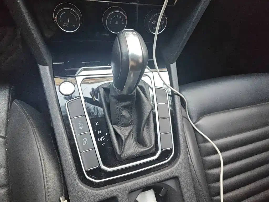 Volkswagen Magotan — миниатюра 7