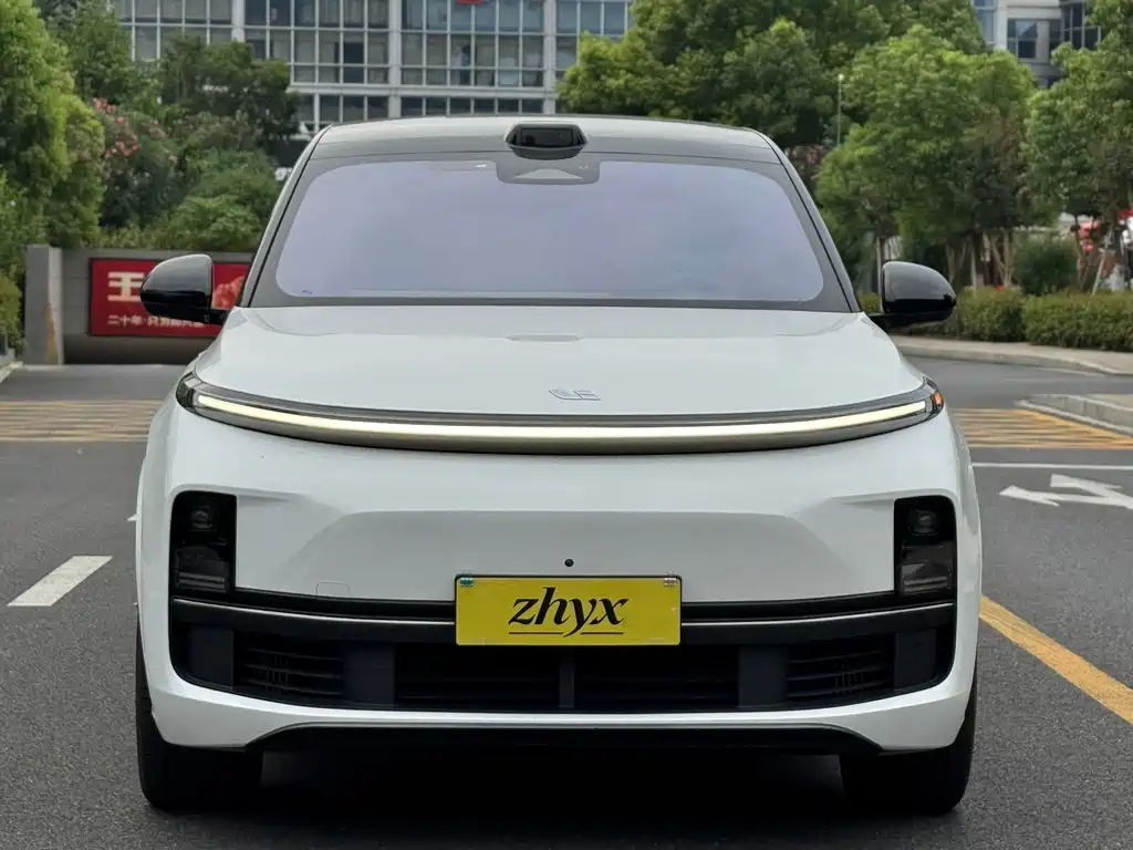 Li Auto Li L9 — миниатюра 2