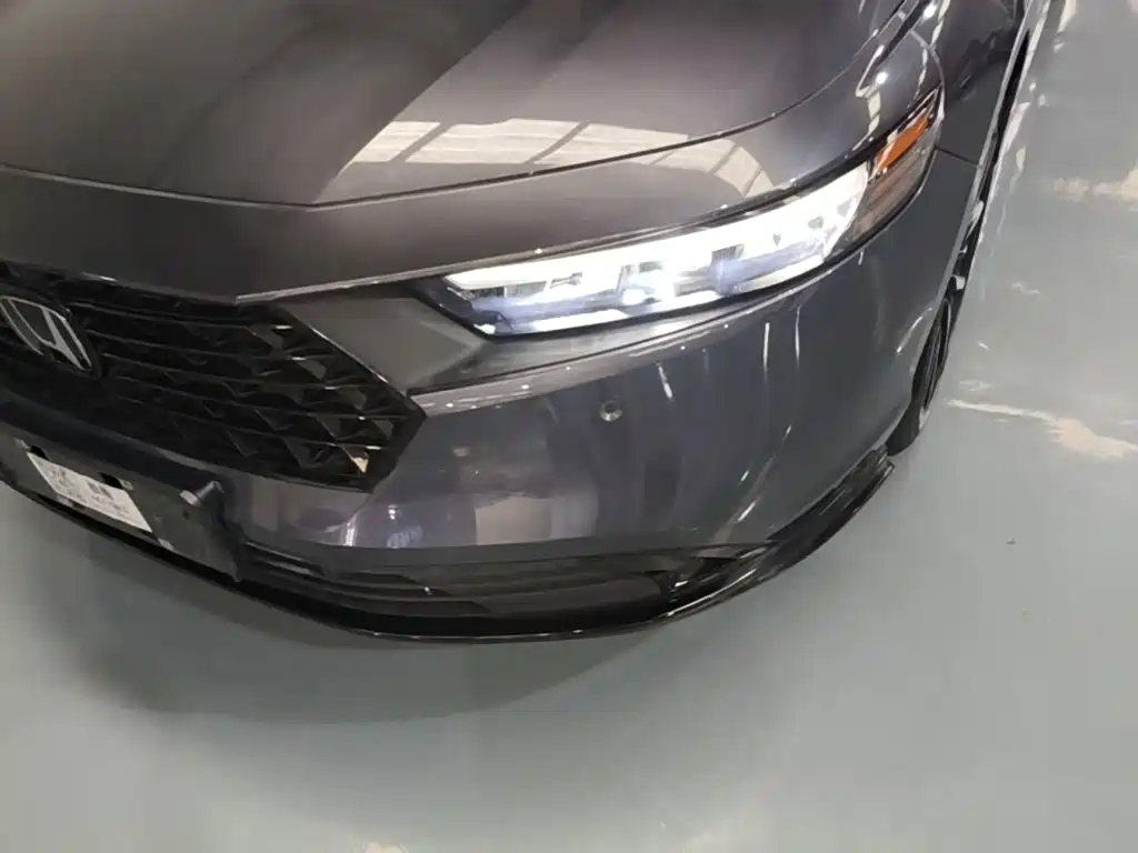 Honda Accord — миниатюра 24