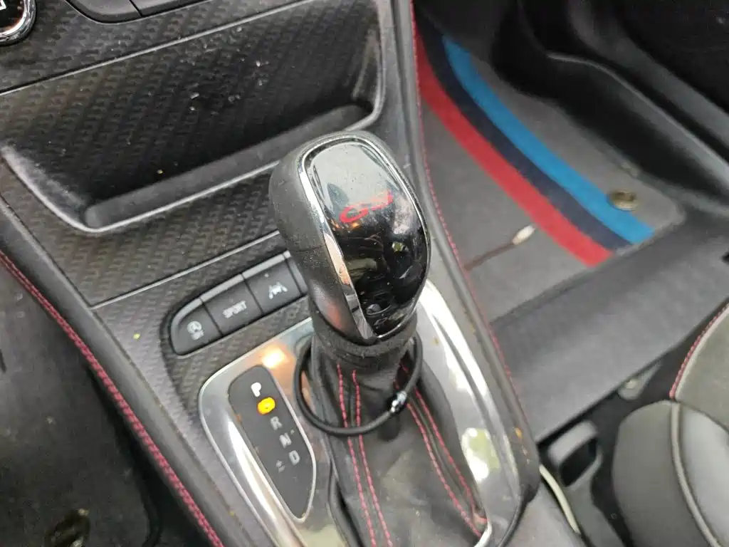 Buick Verano — миниатюра 11
