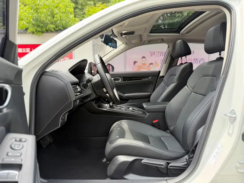 Honda Civic — миниатюра 12