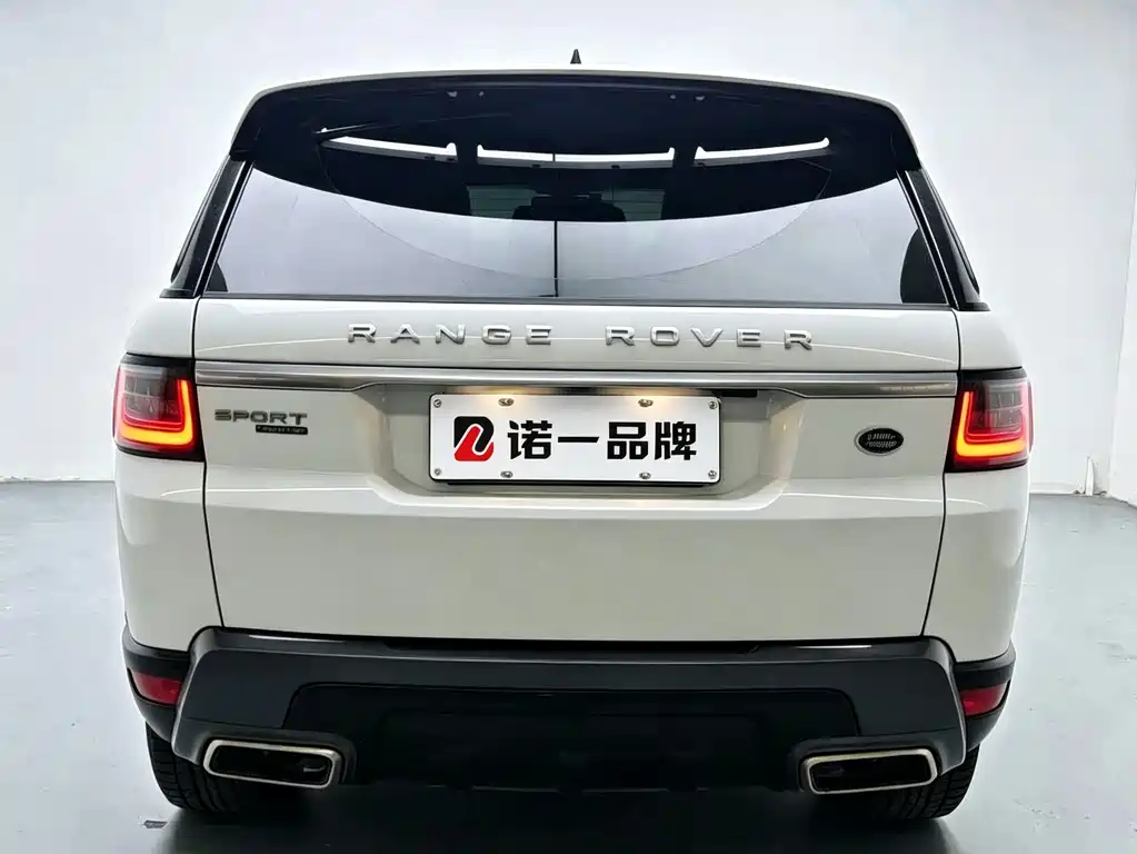 Land Rover Sport PHEV — миниатюра 5