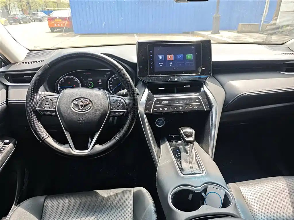 Toyota Harrier — миниатюра 6