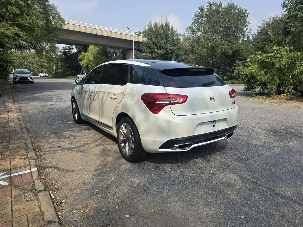 DS DS 5 — миниатюра 11