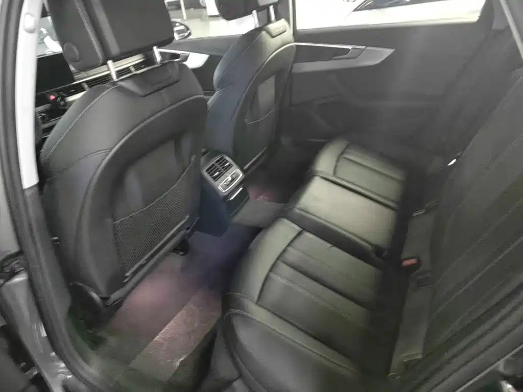 Audi A4L — миниатюра 9
