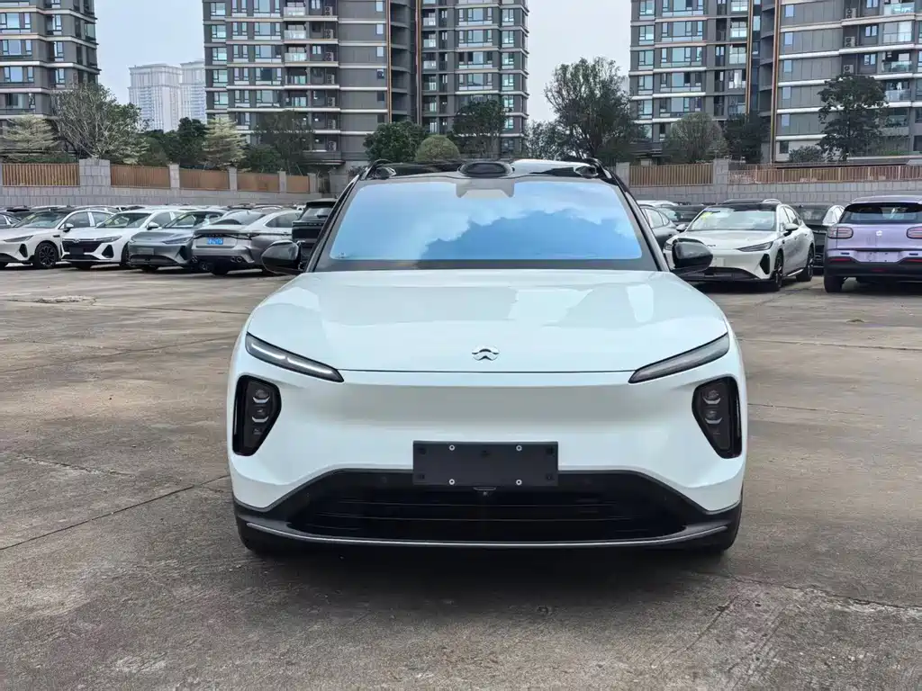 NIO ES6 — миниатюра 2