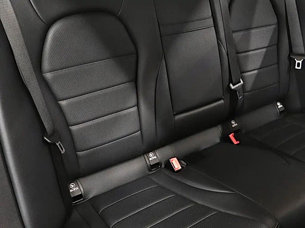 Mercedes-Benz C-Class — миниатюра 17