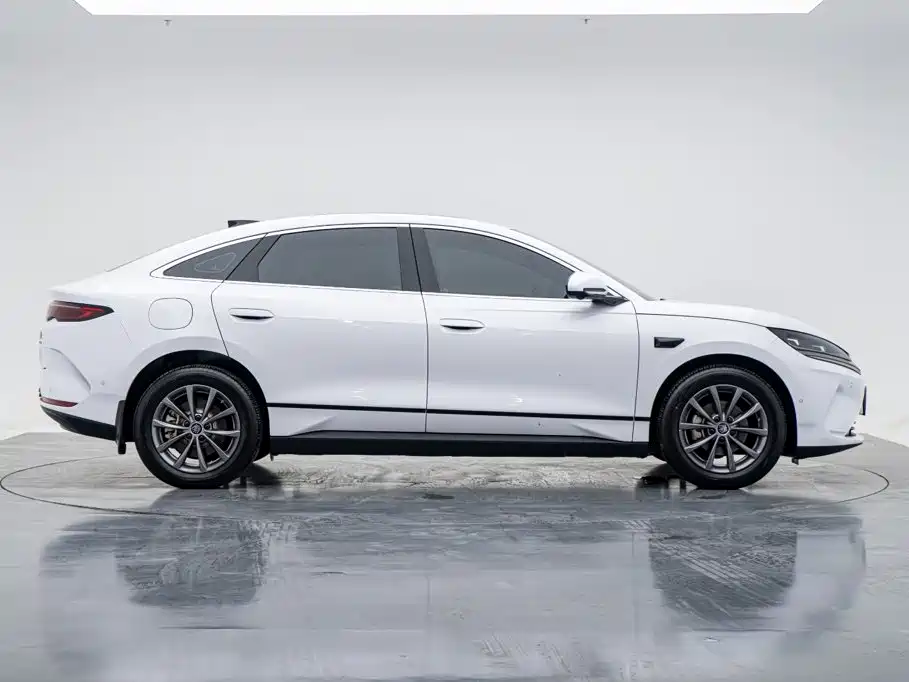 BYD Qin L — миниатюра 4