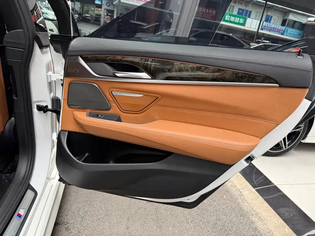 BMW 6 Series GT — миниатюра 24
