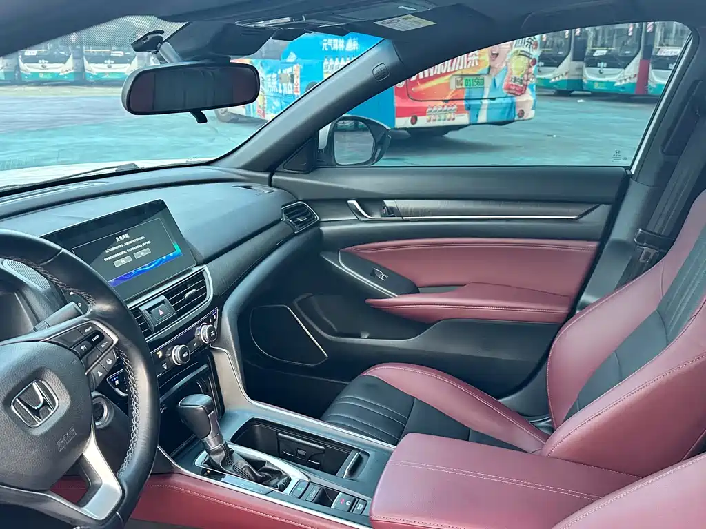 Honda Inspire — миниатюра 11
