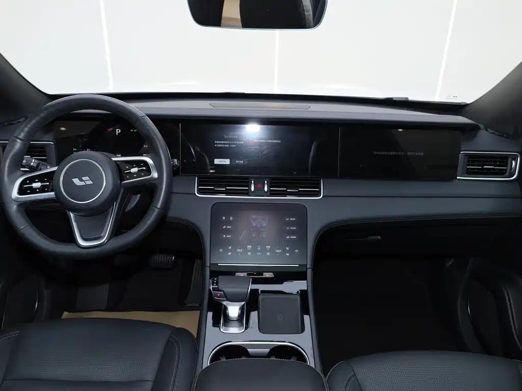 Li Auto Li ONE — миниатюра 17